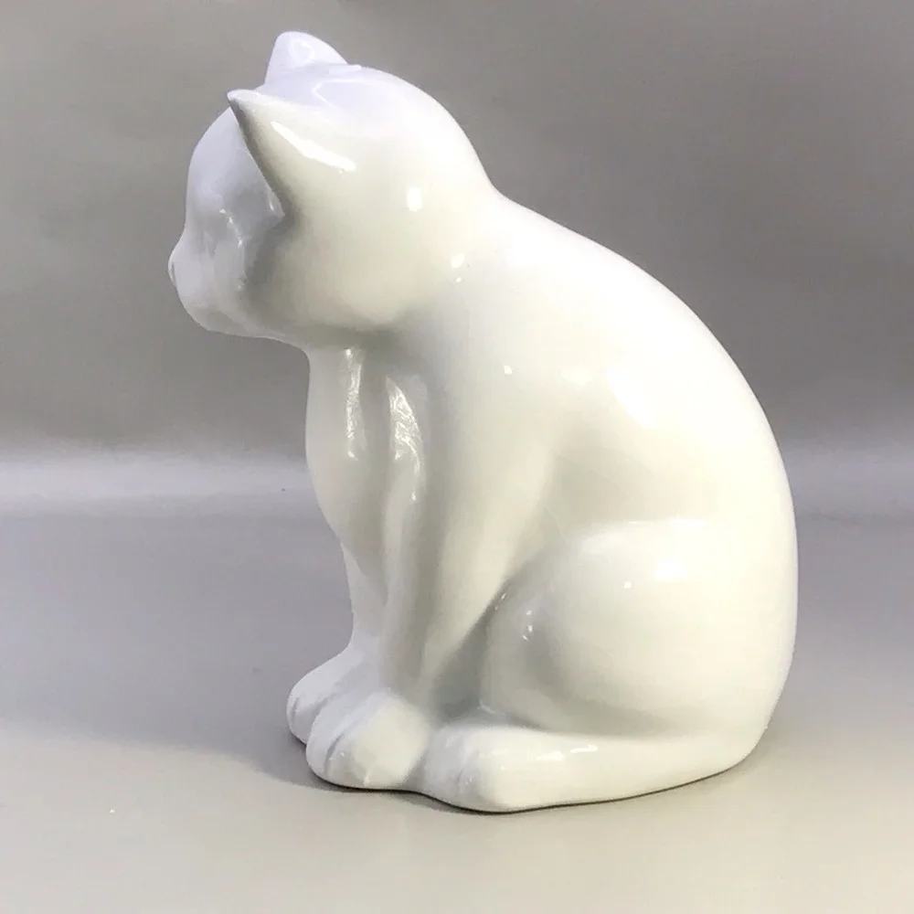 Ceramic White Cat Made In Taiwan 8